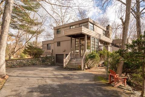 48 Forest Ridge Rd, Weston, MA 02493 photo 3