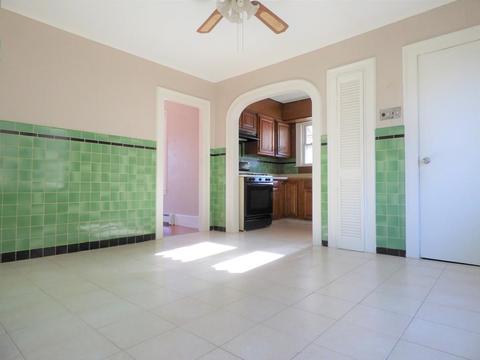 51 Kosciusko St, Springfield, MA 01151 photo 6