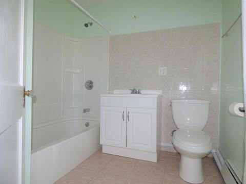 51 Kosciusko St, Springfield, MA 01151 photo 14