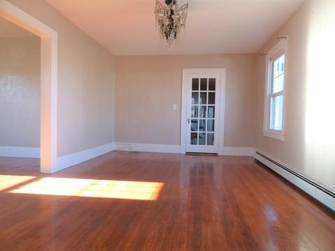 51 Kosciusko St, Springfield, MA 01151 photo 4