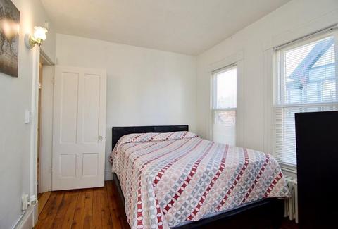 38 Dexter St, Springfield, MA 01105 photo 36