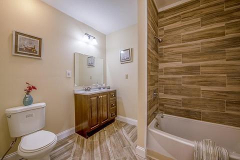 71 Yale St, Springfield, MA 01109 photo 9