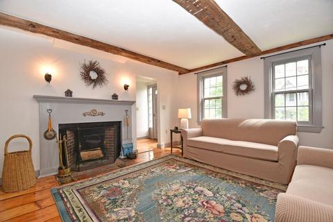 55 Lowell St, Reading, MA 01867 photo 4