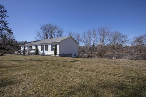2 Plymouth Rd, Wareham, MA 02571 photo 3