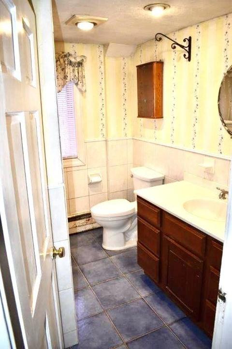 41 Lawrence St, Danvers, MA 01923 photo 13
