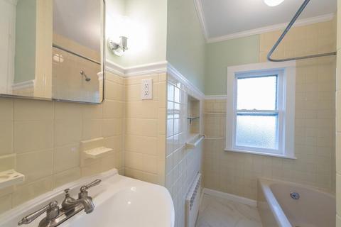 99 Monticello Ave, Springfield, MA 01109 photo 10
