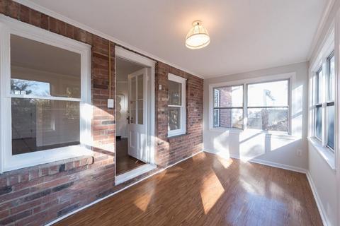 99 Monticello Ave, Springfield, MA 01109 photo 15