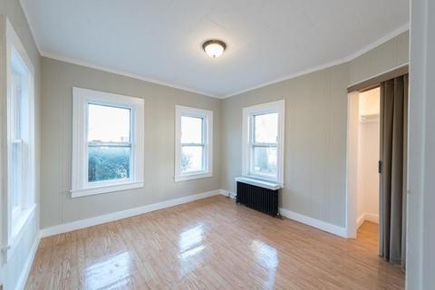 99 Monticello Ave, Springfield, MA 01109 photo 6