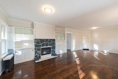 99 Monticello Ave, Springfield, MA 01109 photo 5