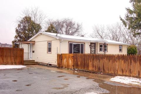25 Gibbs St, Worcester, MA 01607 photo 2