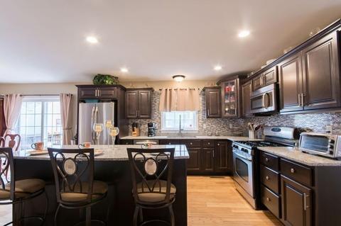 611 Tucker St, Fall River, MA 02721 photo 7