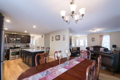 611 Tucker St, Fall River, MA 02721 photo 10
