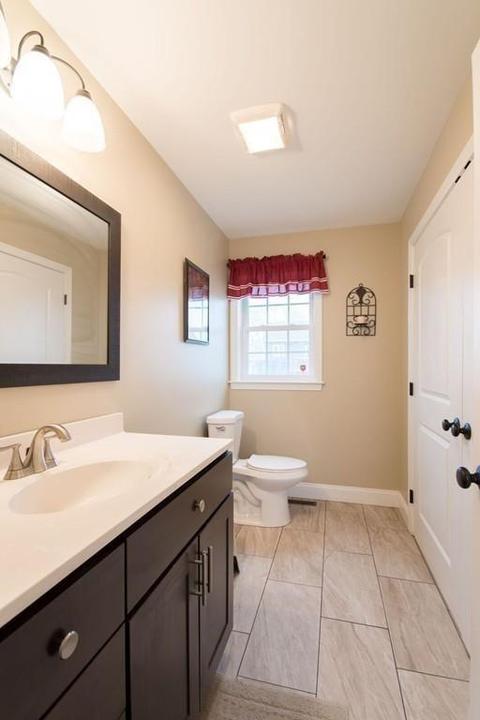 611 Tucker St, Fall River, MA 02721 photo 12