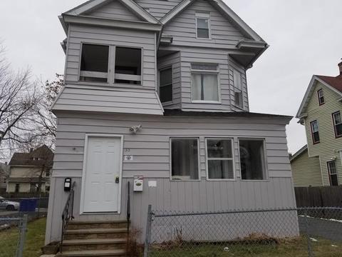 53 Hall St, Springfield, MA 01108 photo 1