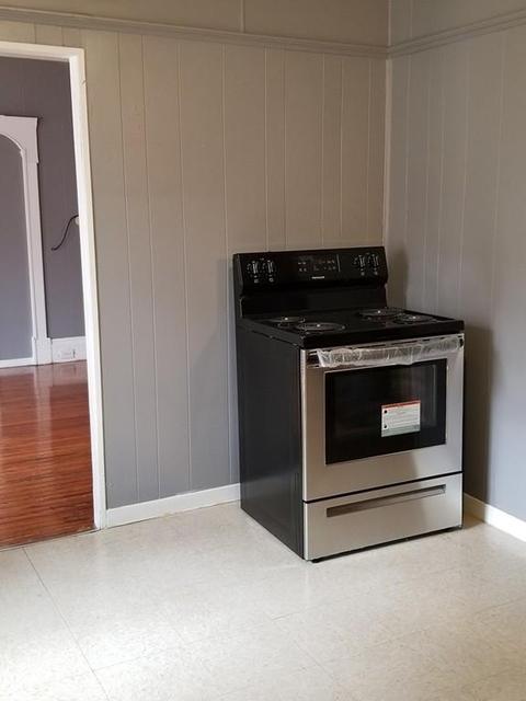 53 Hall St, Springfield, MA 01108 photo 19