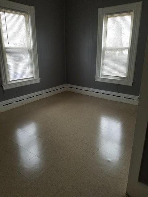 53 Hall St, Springfield, MA 01108 photo 11
