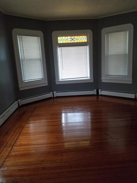 53 Hall St, Springfield, MA 01108 photo 15