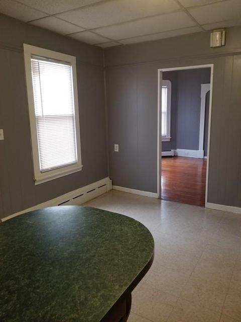 53 Hall St, Springfield, MA 01108 photo 8