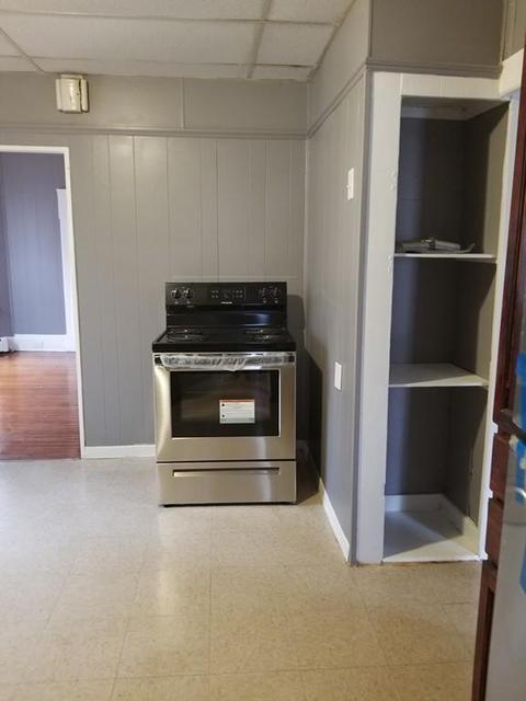 53 Hall St, Springfield, MA 01108 photo 7