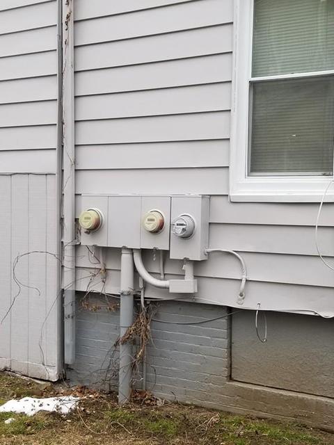 53 Hall St, Springfield, MA 01108 photo 5