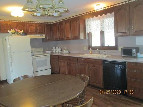 49 Willwood St, Chicopee, MA 01013 photo 3