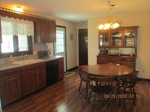49 Willwood St, Chicopee, MA 01013 photo 2