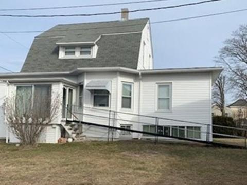 226 Atlantic Blvd, Fall River, MA 02724 photo 2