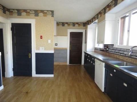 87 Church St, Ware, MA 01082 photo 8