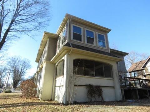 87 Church St, Ware, MA 01082 photo 3