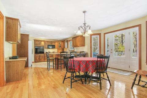 2 Boxwood Dr, Methuen, MA 01844 photo 8