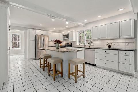 91 Pheasant Landing Rd, Needham, MA 02492 photo 8