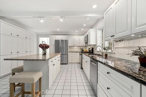91 Pheasant Landing Rd, Needham, MA 02492 photo 9