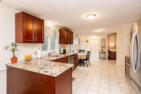 41 Heather Dr, Reading, MA 01867 photo 6