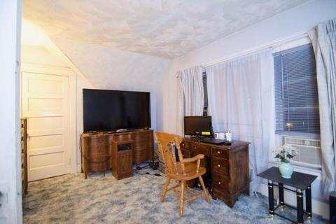 95 Maynard St, Springfield, MA 01109 photo 17