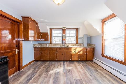 13 Bates St, Mendon, MA 01756 photo 18