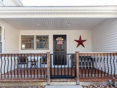 13 Bates St, Mendon, MA 01756 photo 5