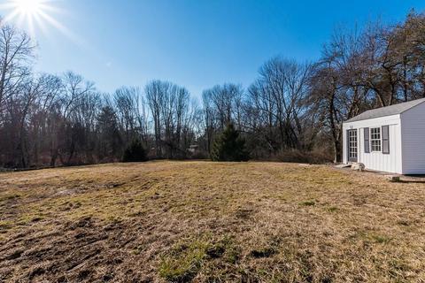 13 Bates St, Mendon, MA 01756 photo 30