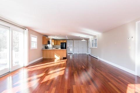 13 Bates St, Mendon, MA 01756 photo 10
