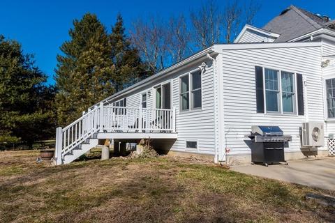 13 Bates St, Mendon, MA 01756 photo 25