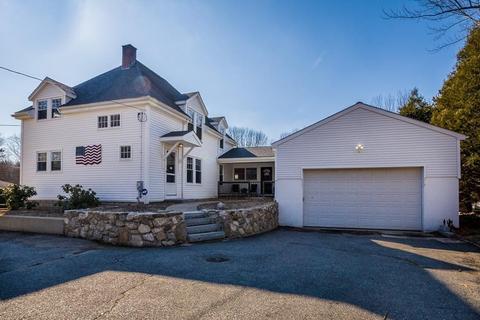 13 Bates St, Mendon, MA 01756 photo 3