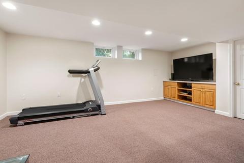 122 Melrose Ave, Needham, MA 02492 photo 19
