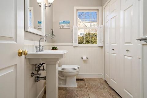 122 Melrose Ave, Needham, MA 02492 photo 9