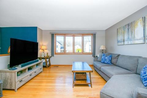 61 Winterset Dr, Springfield, MA 01129 photo 4