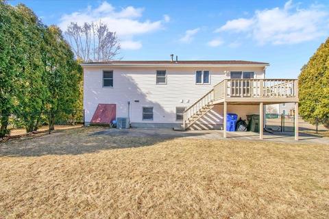 61 Winterset Dr, Springfield, MA 01129 photo 2