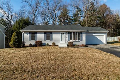 29 Stephanie Cir, Springfield, MA 01129 photo 1