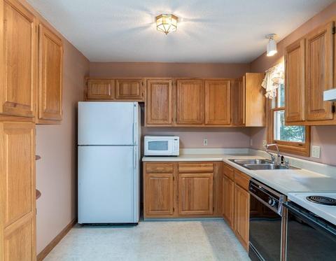 29 Stephanie Cir, Springfield, MA 01129 photo 9