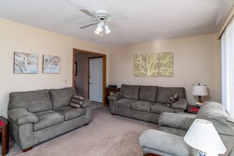 29 Stephanie Cir, Springfield, MA 01129 photo 4