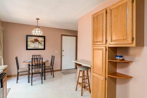 29 Stephanie Cir, Springfield, MA 01129 photo 8