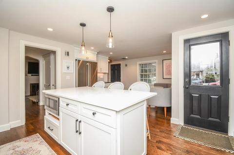 21 Lancaster Rd, Needham, MA 02492 photo 2