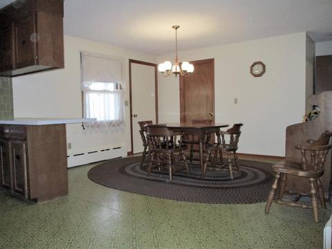 48 Brodeur Ave, Webster, MA 01570 photo 10